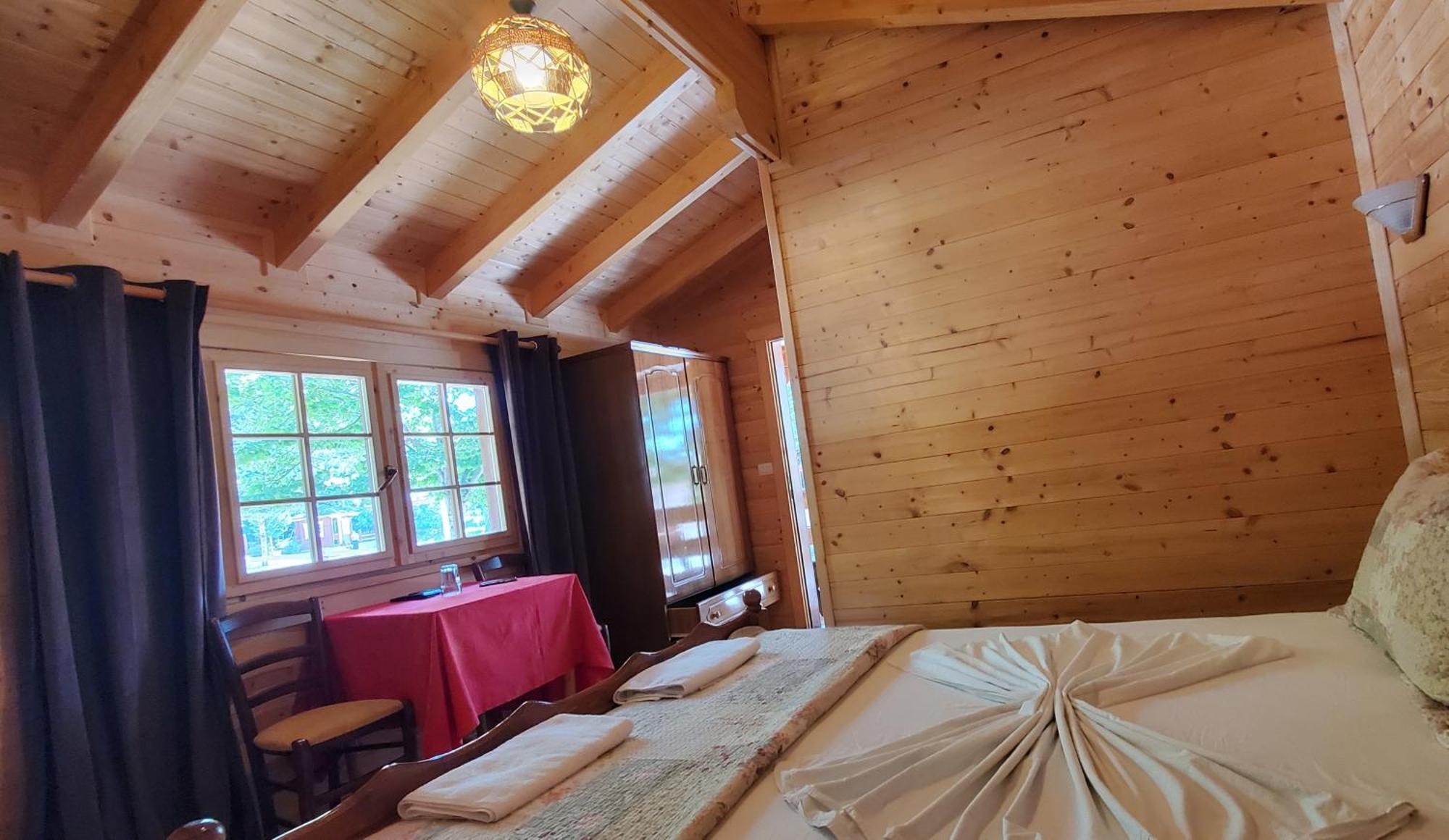 Hotel Panorama Dajti 外观 照片